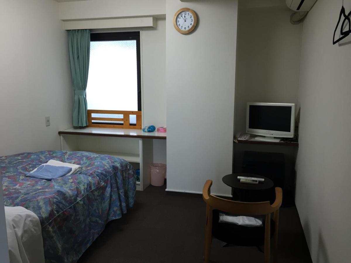 Urban Hotel Morishita Токио Стая снимка